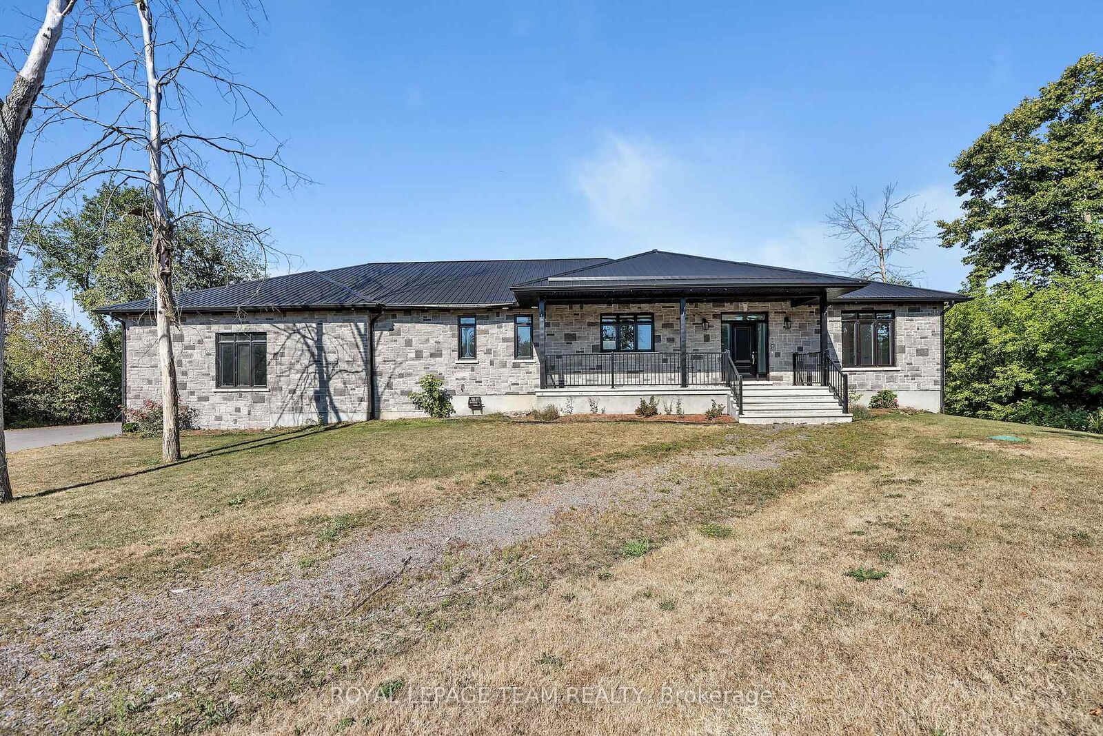 Photo de la propriété: 2500 Kearns Way ON K4P 1R9