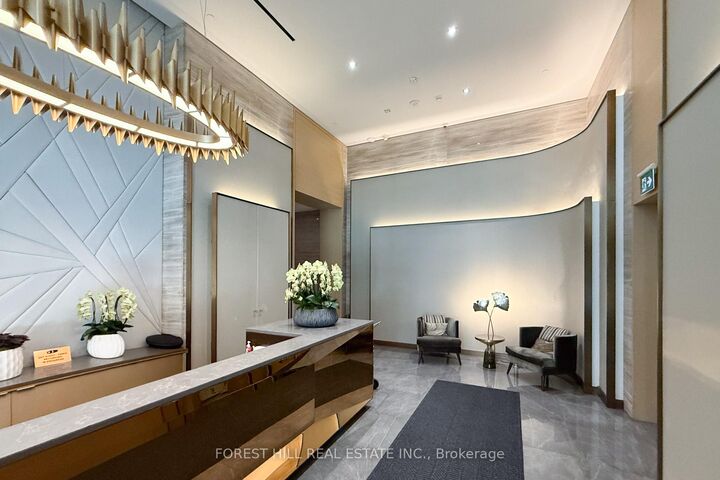 Property Photo:  88 Cumberland Street 510  ON M5R 1A3 