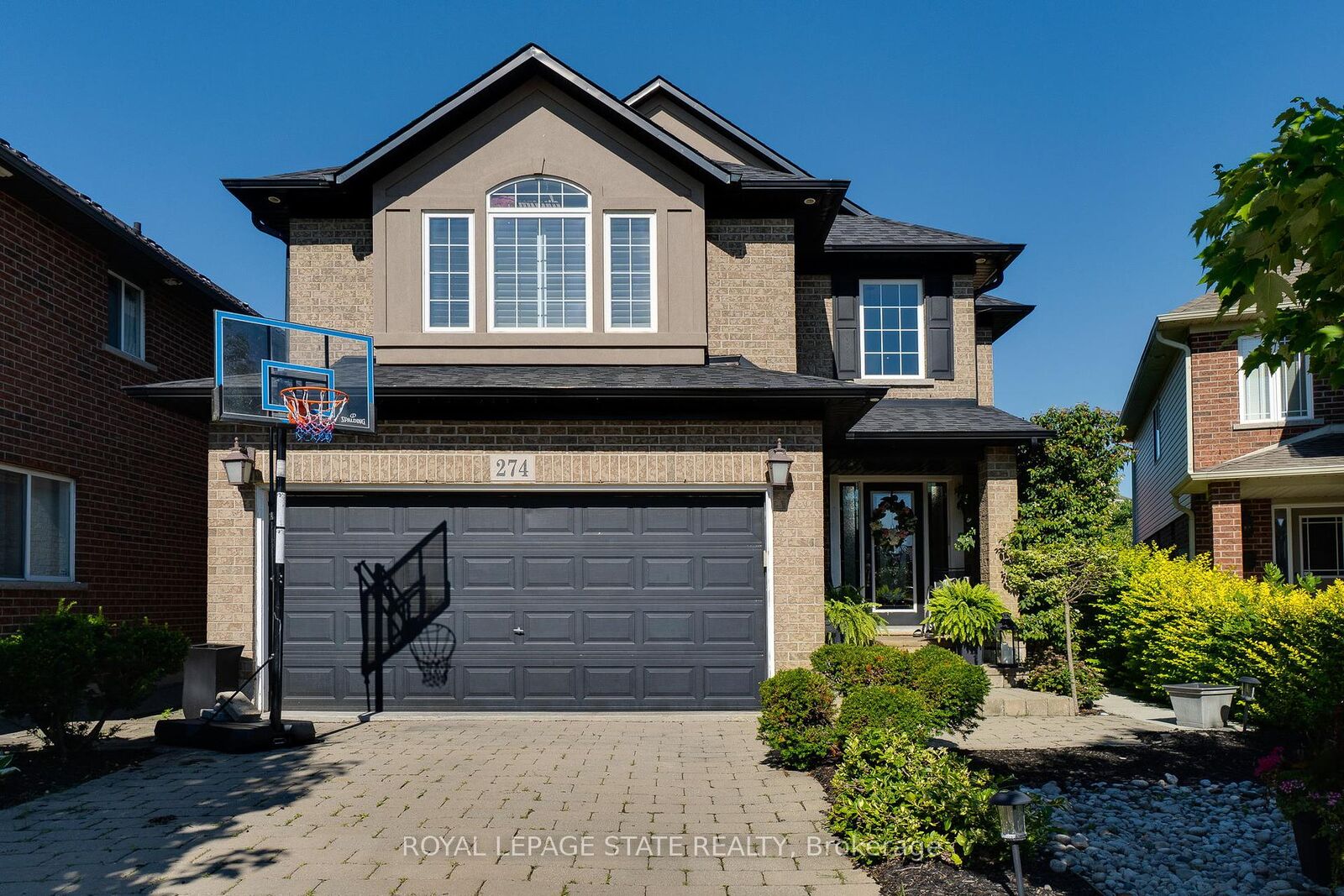 Property Photo:  274 Springvalley Crescent  ON L9C 0B4 