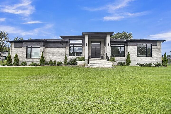 Photo de la propriété: 6865 Pebble Trail Way ON K4P 0B7