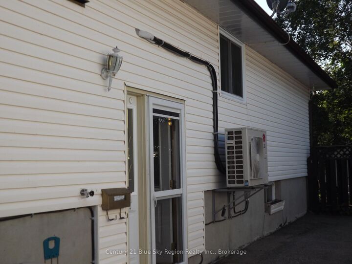 Property Photo:  75 Lovell Avenue  ON P1A 3R7 
