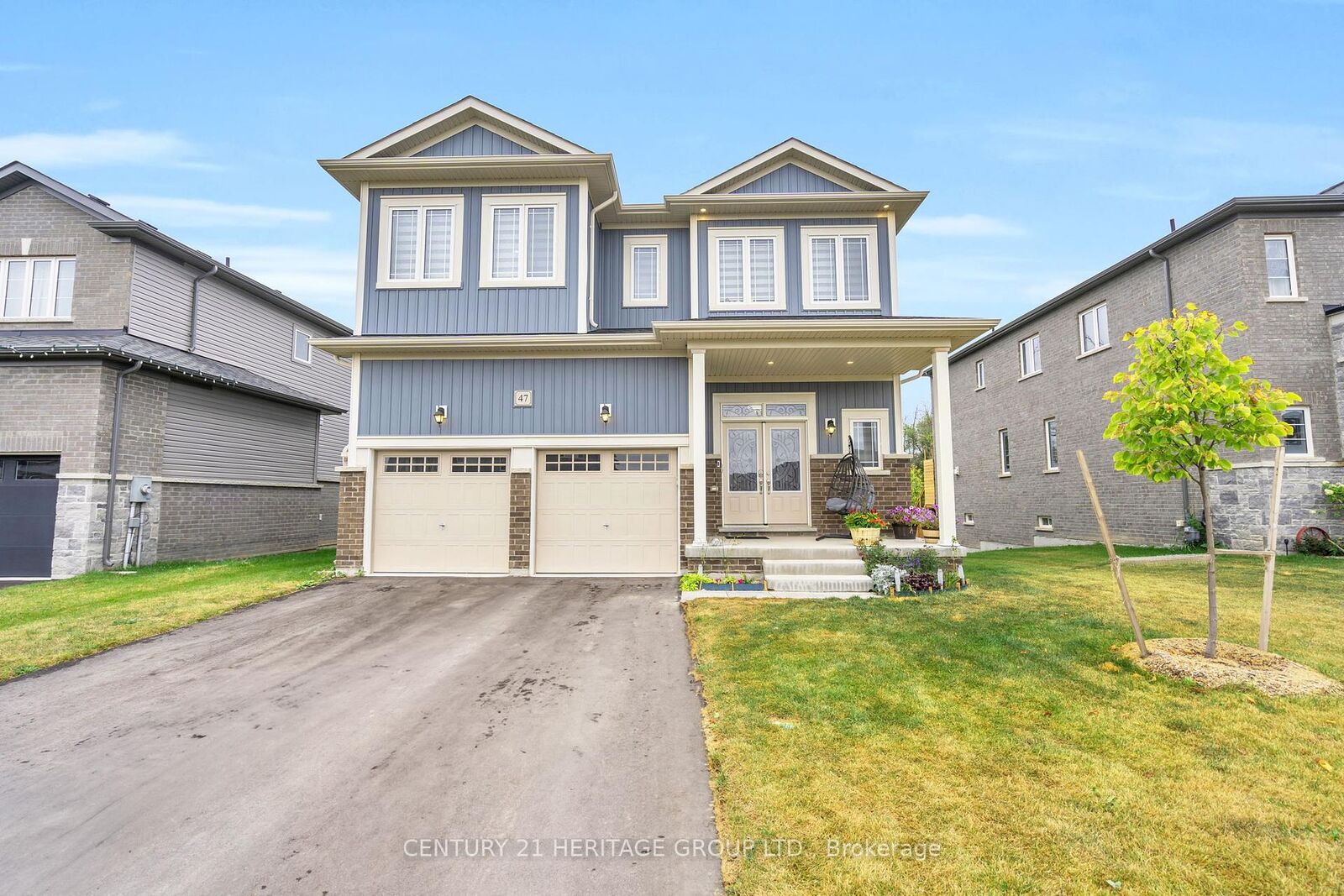 Photo de la propriété: 47 Emerald Street Upper ON L9Z 1J9