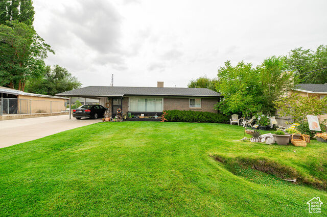 Property Photo:  5033 S 150 E  UT 84405 