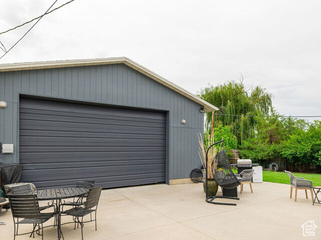 Property Photo:  5033 S 150 E  UT 84405 