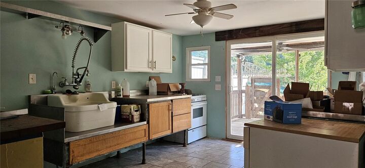 Property Photo:  107 High Street  PA 15618 