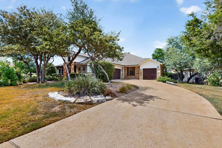 Property Photo:  102 Kildrummy Lane  TX 78738 