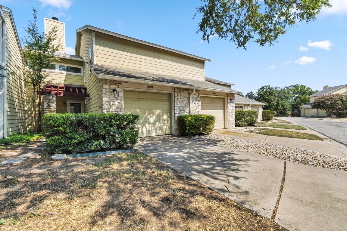 Property Photo: 512 Eberhart Lane 603 TX 78745