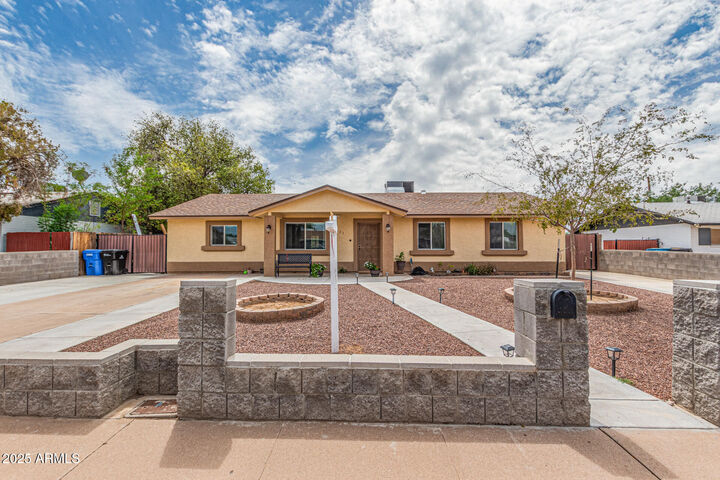 6821 W Campbell Avenue  Phoenix AZ 85033 photo