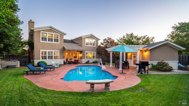Property Photo: 126 Savannah Way CA 95492