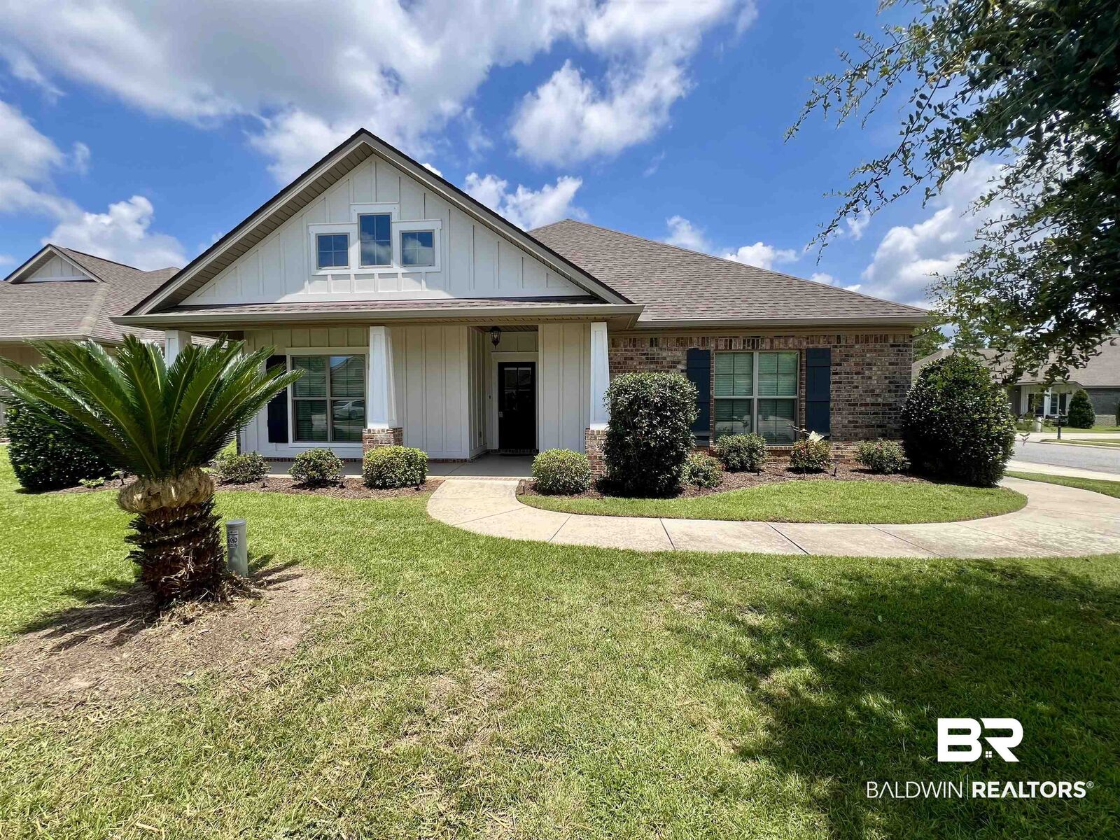Property Photo: 228 Divot Loop AL 36532