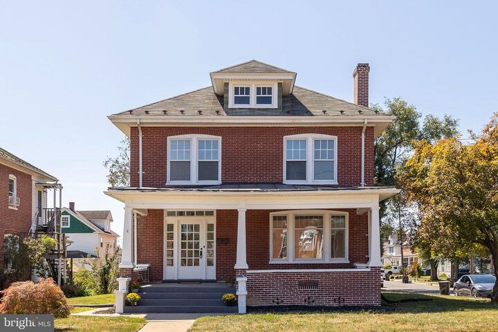 Property Photo: 501 National Avenue VA 22601