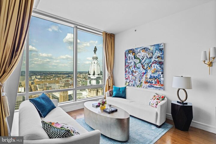 1414 S Penn Square 42C  Philadelphia PA 19102 photo