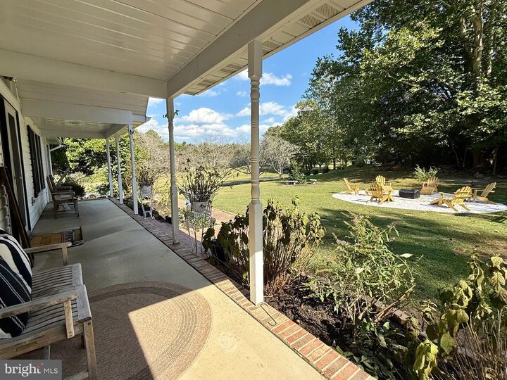 Property Photo:  43220 Rosalinds Drive  MD 20636 