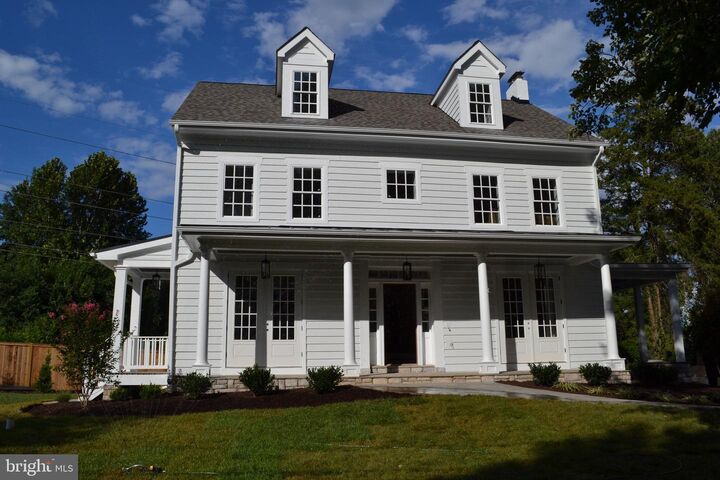 Property Photo:  812 Fulton Avenue  VA 22046 