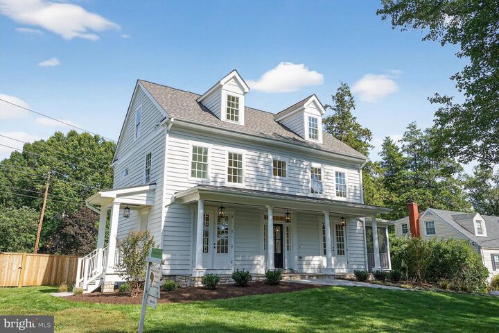 Property Photo:  812 Fulton Avenue  VA 22046 