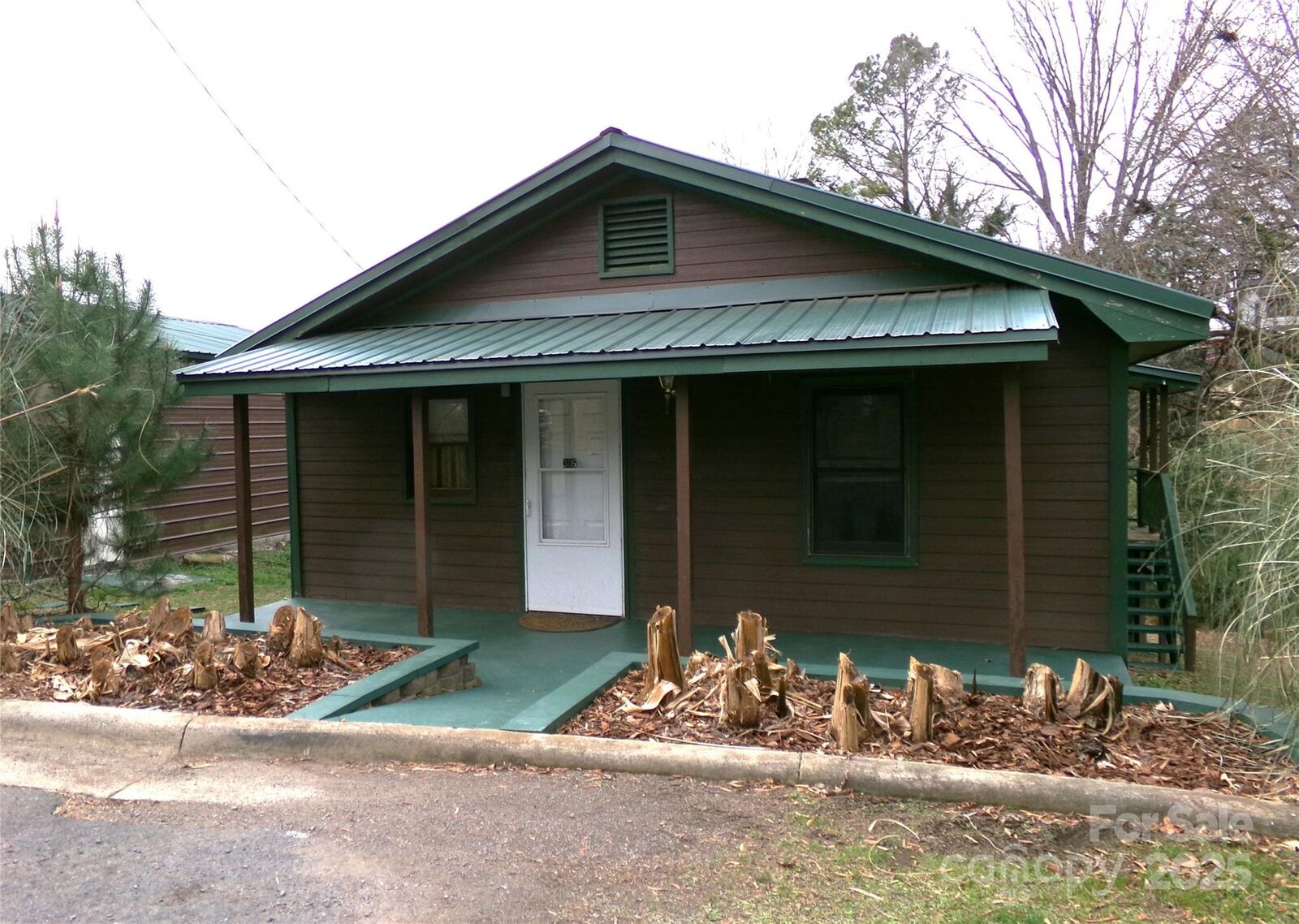 Property Photo:  306 Dunlap Street  NC 28001 