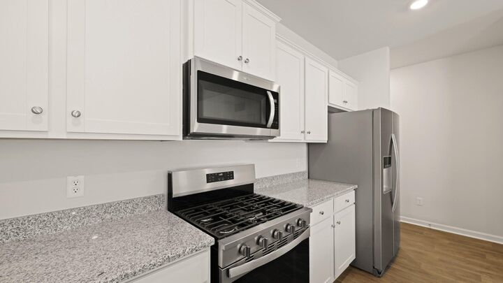 Property Photo:  804 Long Bluff Road  SC 29486 