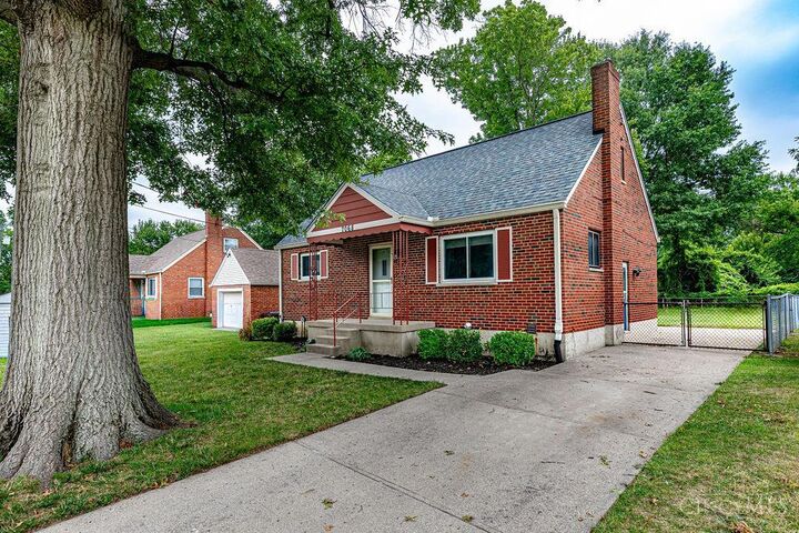 Property Photo: 7068 Mulberry Street OH 45239
