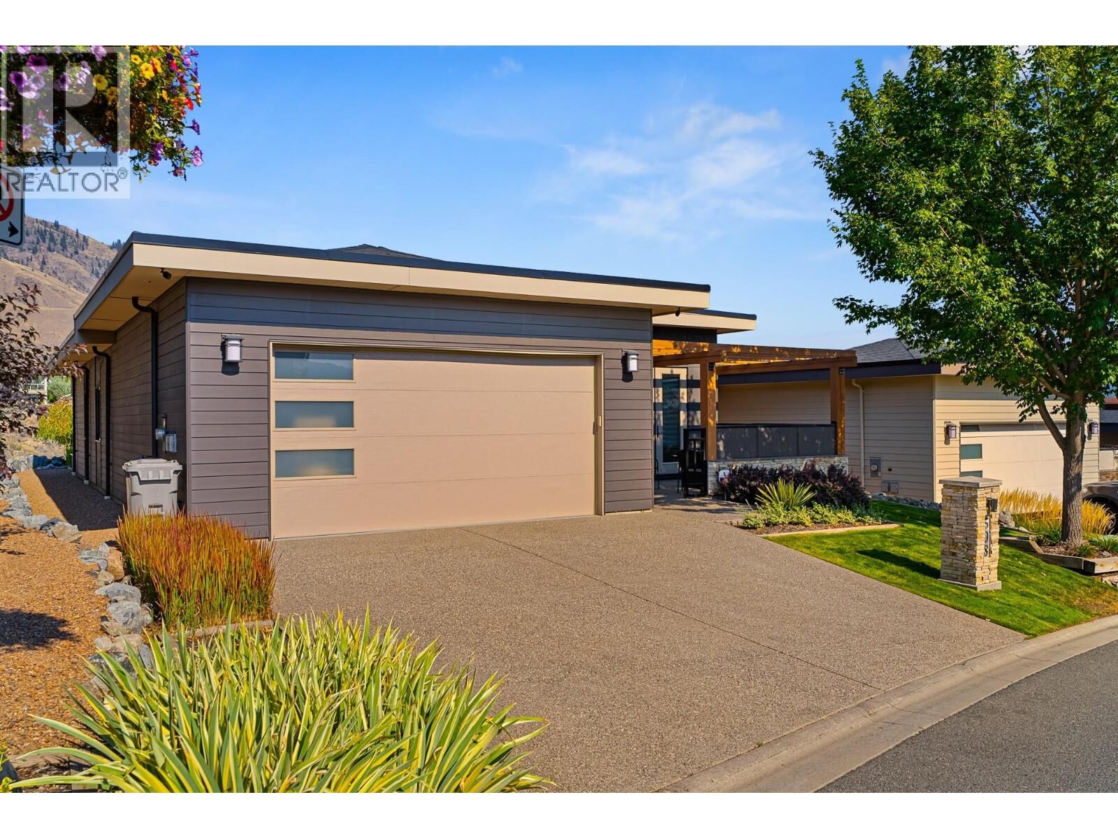 Property Photo:  508 Pointe Place  BC V2H 0C1 