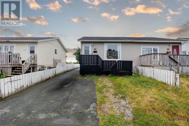 72 Chapman Crescent  St. John'S NL A1G 1G8 photo