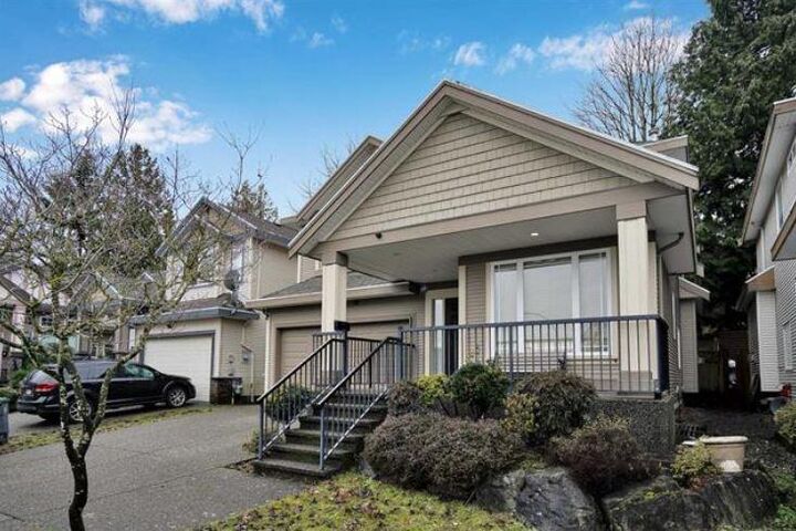 Property Photo: 7113 147 BC V3S 4P7