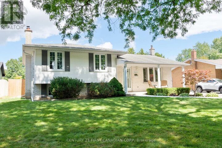 Property Photo: 135 Downing Crescent ON N6C 3C7