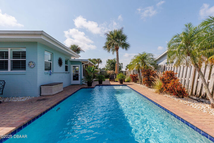 Property Photo: 432 Idlewood Drive FL 32176