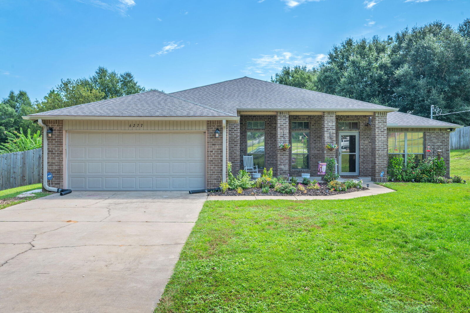 Property Photo:  6277 Equine Drive  FL 32536 