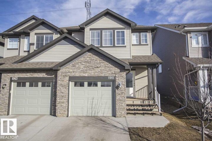 1911 28 Street NW  Edmonton AB T6T 0N5 photo