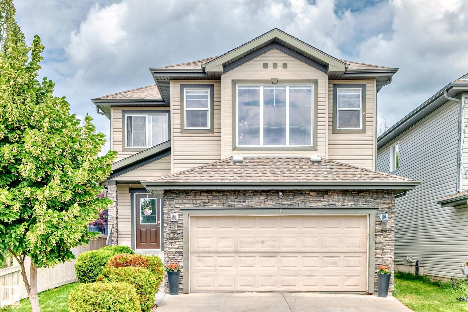 Property Photo: 6995 Strom Lane NW AB T6R 0P1