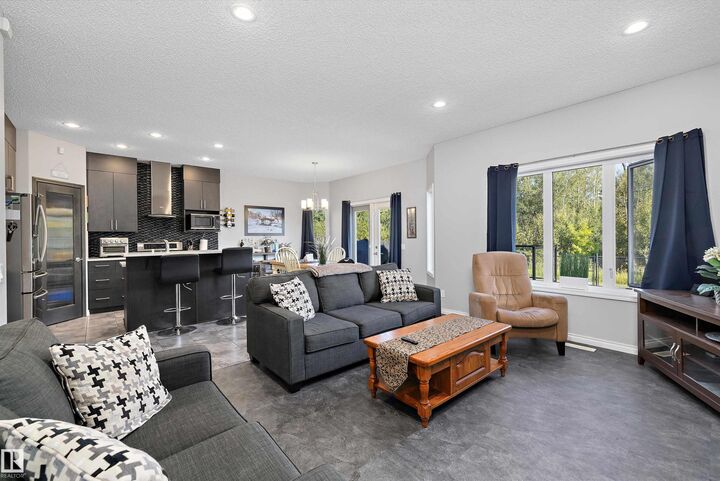 17312 126 Street NW  Edmonton AB T5X 0J9 photo