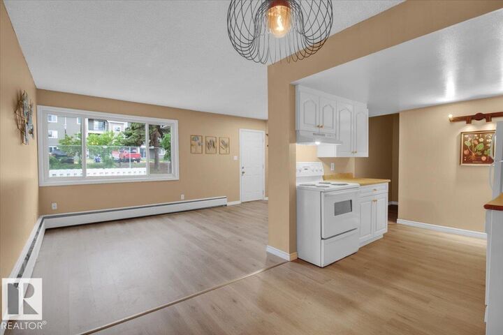 2908 116A Avenue NW 500  Edmonton AB T5W 4R7 photo