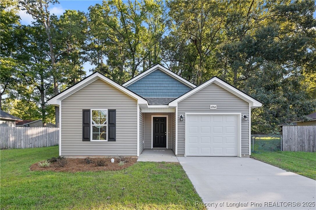 Property Photo: 6968 Timberwood Drive NC 28314