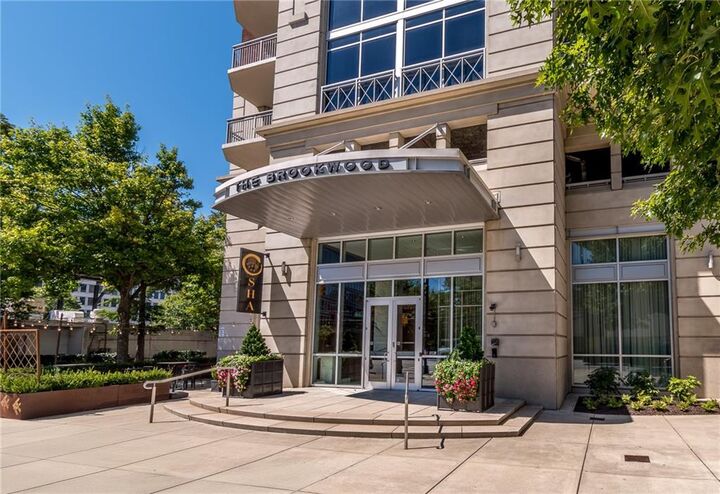 Property Photo:  1820 Peachtree Street NW 1111  GA 30309 