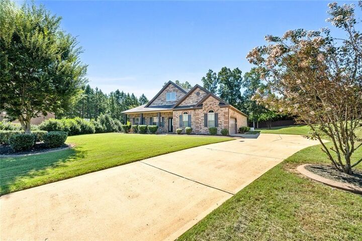 Property Photo:  2200 Golden Eagle Drive  GA 30248 