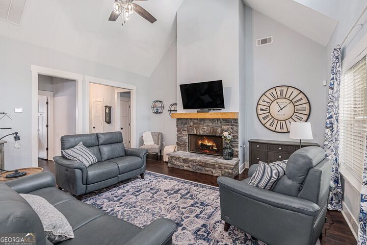 Property Photo:  10 Brenda Court  GA 30281 