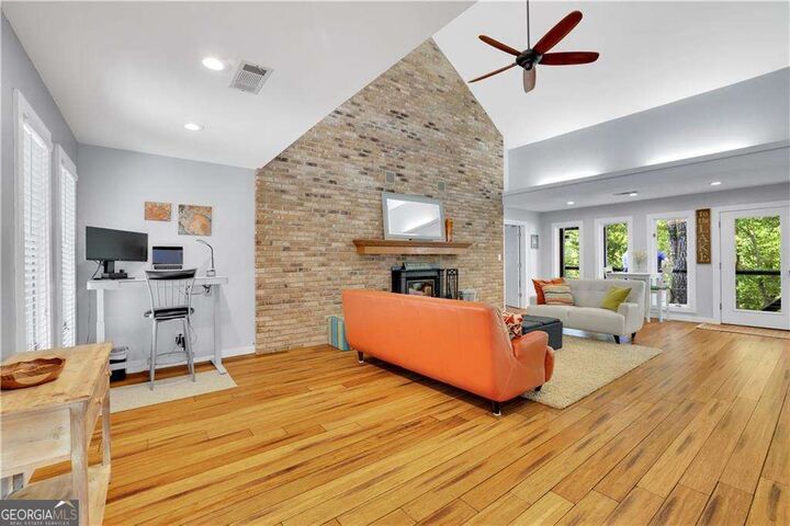 Property Photo: 134 Broadwater Court GA 30183