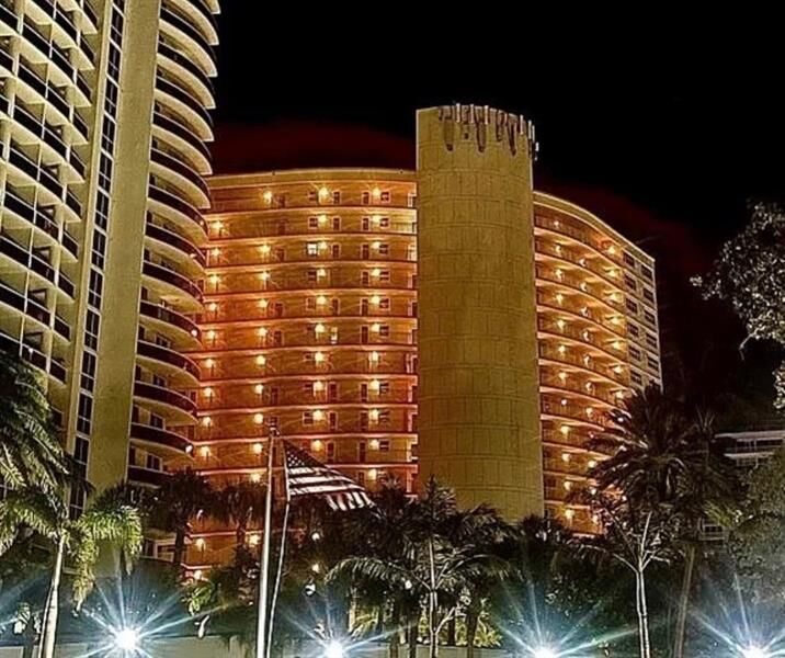 Property Photo:  4100 Galt Ocean Dr 306  FL 33308 