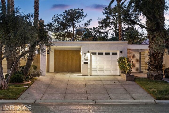 Property Photo: 3027 Bel Air Drive NV 89109