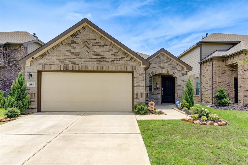 Property Photo:  25519 Pitchfork Ranch Place  TX 77493 