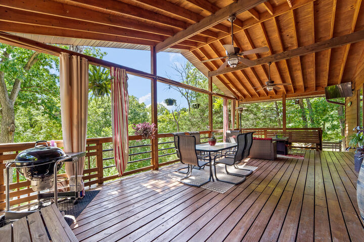 Property Photo: 1533 Eastview Drive MO 65043