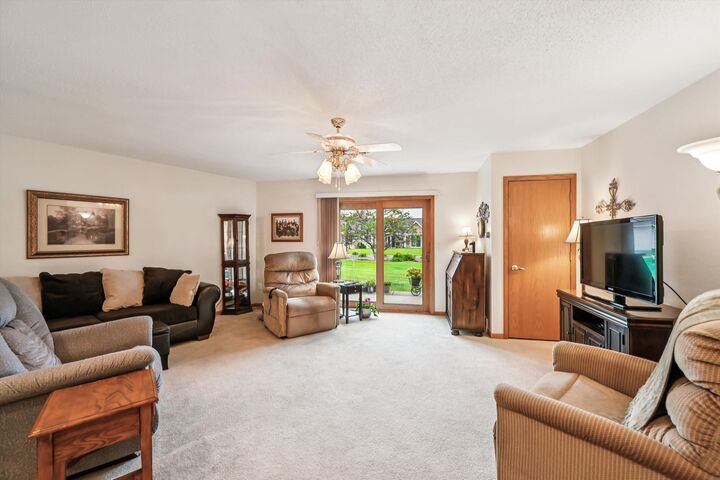 Property Photo:  1501 SW 3rd Street 219  IA 50677 