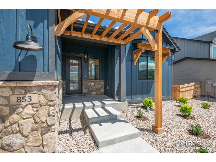 Property Photo:  184 Boxwood Dr  CO 80550 