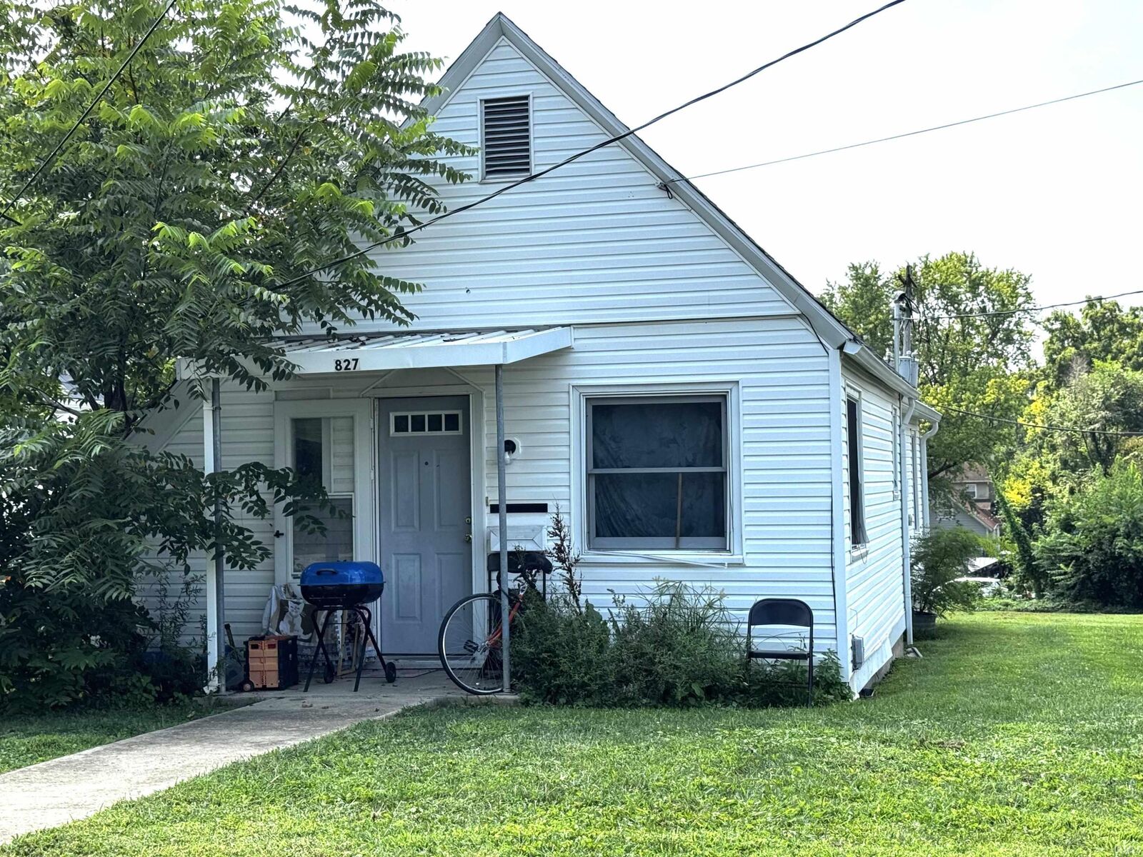 Property Photo: 827 W 1st Street IN 47403