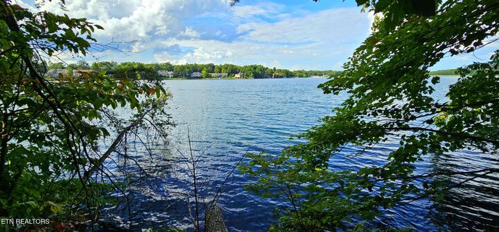 53 Markham Terrace  Crossville TN 38558 photo