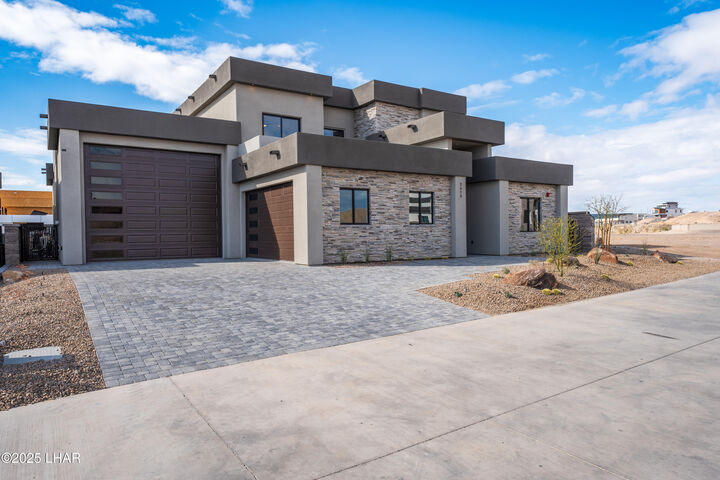 2513 Flat Irons Ln  Lake Havasu City AZ 86406 photo
