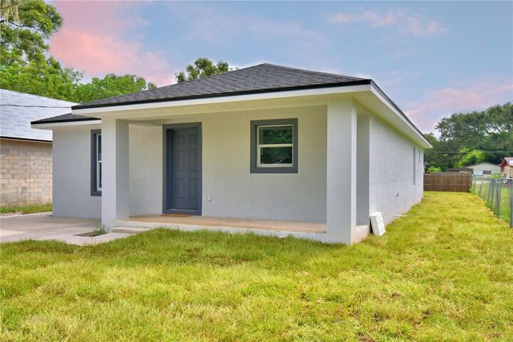 Property Photo: 5440 Simmons Road FL 33811