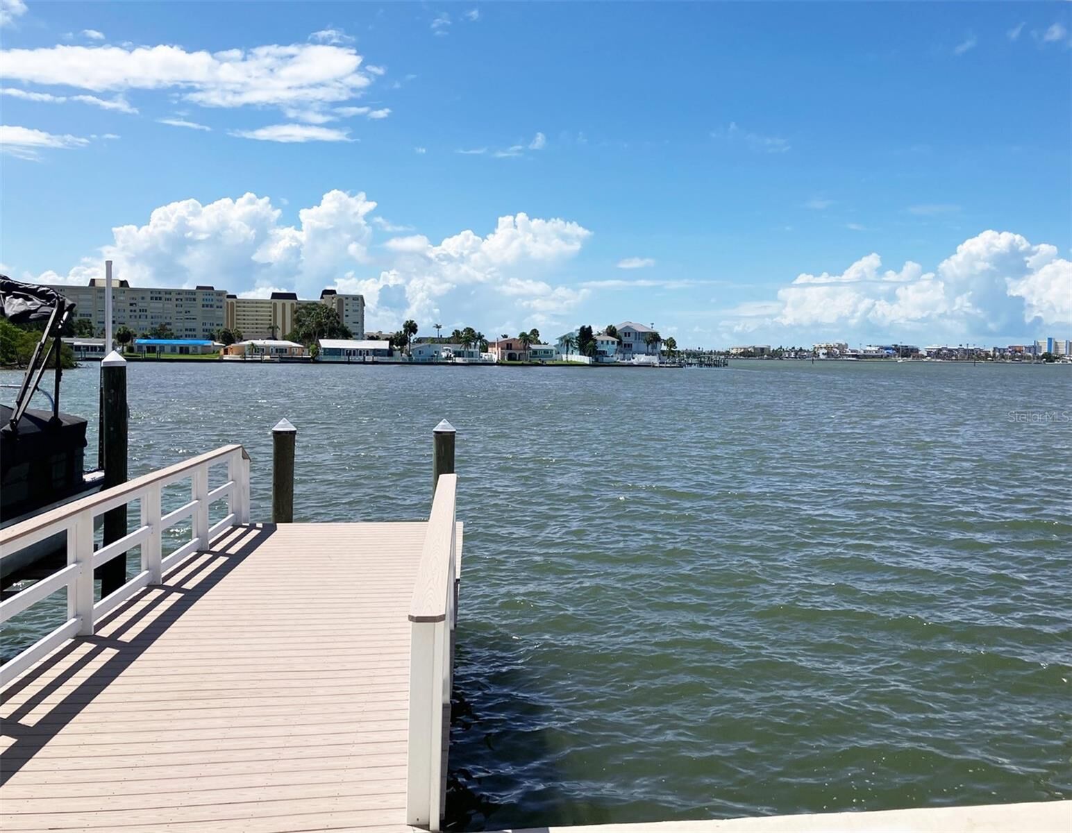 Property Photo:  628 Boca Ciega Point Boulevard S  FL 33708 
