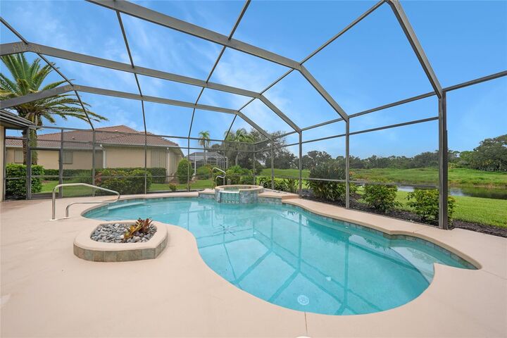 Property Photo: 1762 Queen Palm Way FL 34288