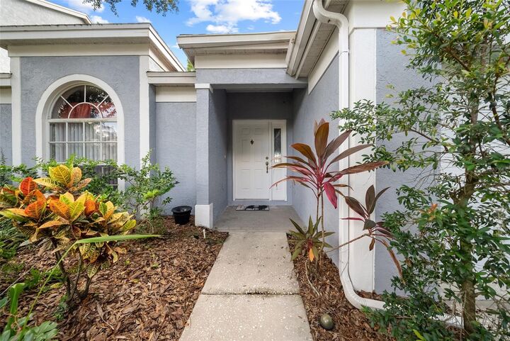 Property Photo: 17711 Ridgeway Point Place FL 33647